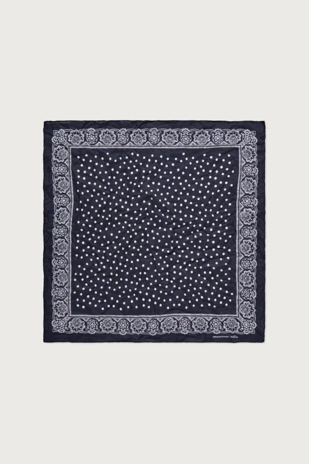 Accessories HANKY1 8211 Printed Cotton Handkerchief 8211 Blu Massimo Alba Handkerchiefs Accessories HANKY1 8211 Printed Cotton Handkerchief 8211 Blu Massimo Alba Handkerchiefs