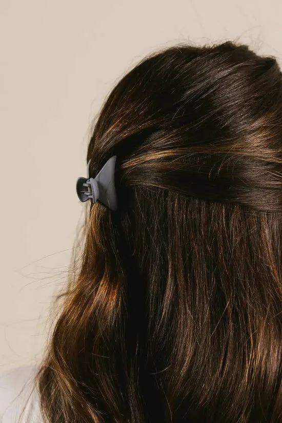 Bohme Matte Claw Clip In Blue Blue Women Hair Accessories