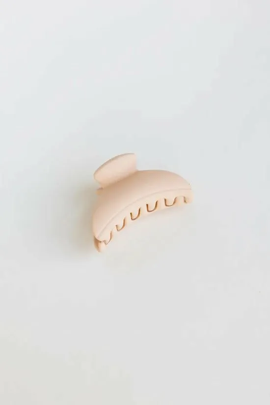Bohme Matte Claw Clip In Pink Pink Women Hair Accessories