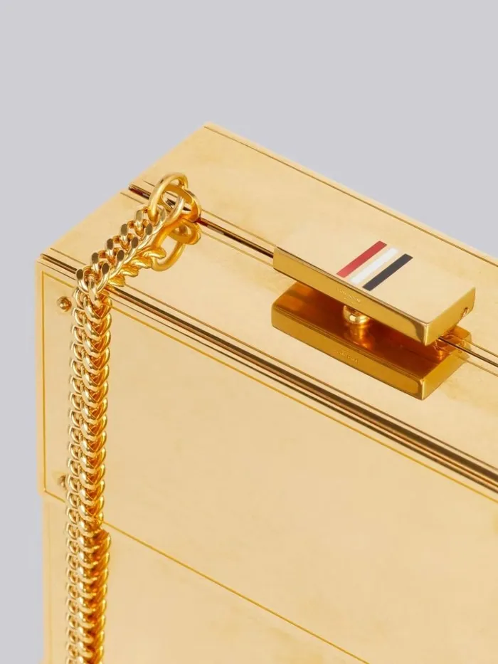 Brass Mrs Thom Minaudiere Chain Bag Vibrated Gold Women Thom Browne Crossbody Bags Brass Mrs Thom Minaudiere Chain Bag Vibrated Gold Women Thom Browne Crossbody Bags