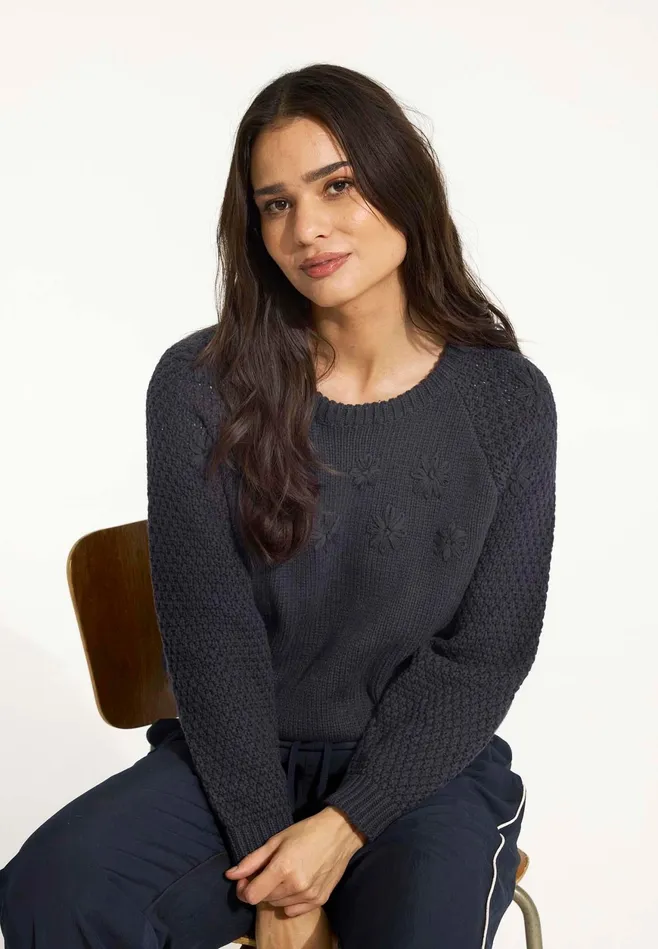 CAMOMILE BLOUSE 16269 591 Navy 591 Women IN FRONT CARDIGANS KNITS CAMOMILE BLOUSE 16269 591 Navy 591 Women IN FRONT CARDIGANS KNITS