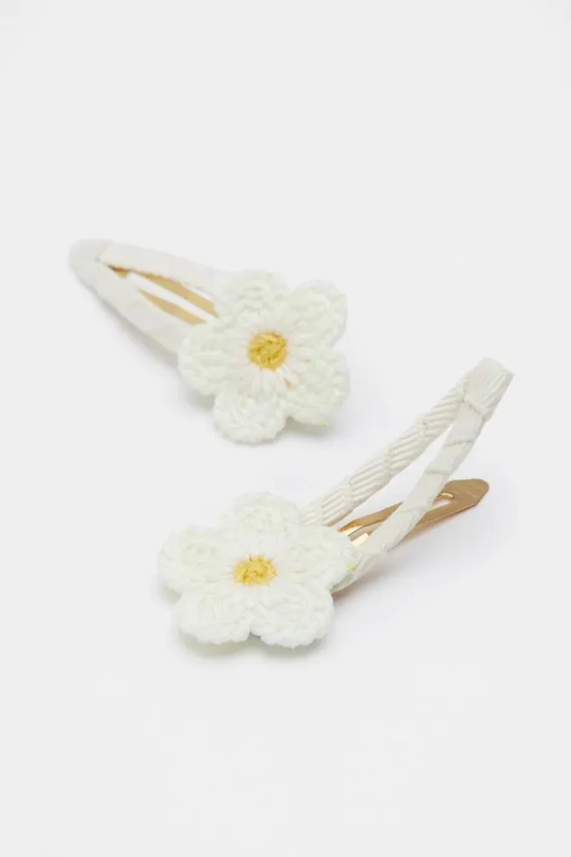 Child Hair Accessories Seed Heritage Crochet Daisy Snaps Milk