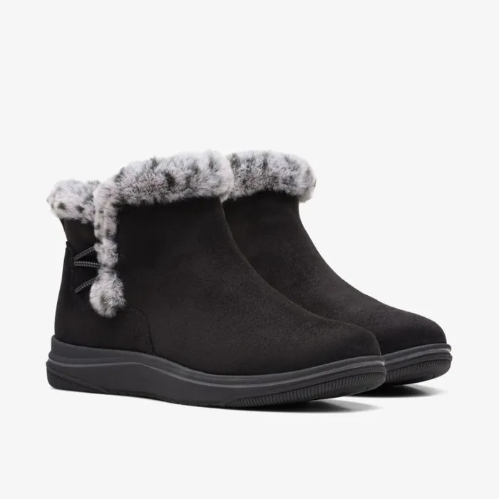 Clarks Brinkley Fur Black Ankle Boots Black Women Cloudsteppers