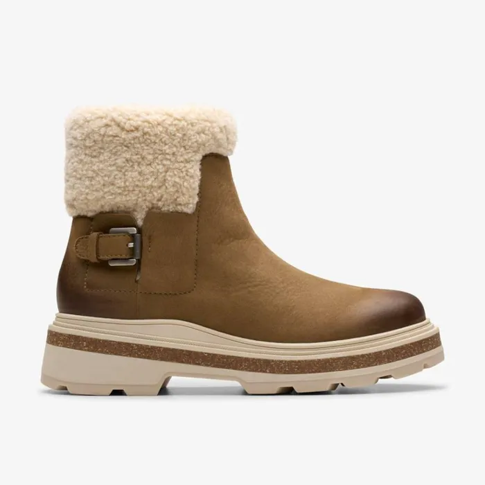 Clarks Hencroft Madi Waterproof Dark Sand Warmlined Ankle Boots Dark Sand Warmlined Women Ankle Boots Clarks Hencroft Madi Waterproof Dark Sand Warmlined Ankle Boots Dark Sand Warmlined Women Ankle Boots
