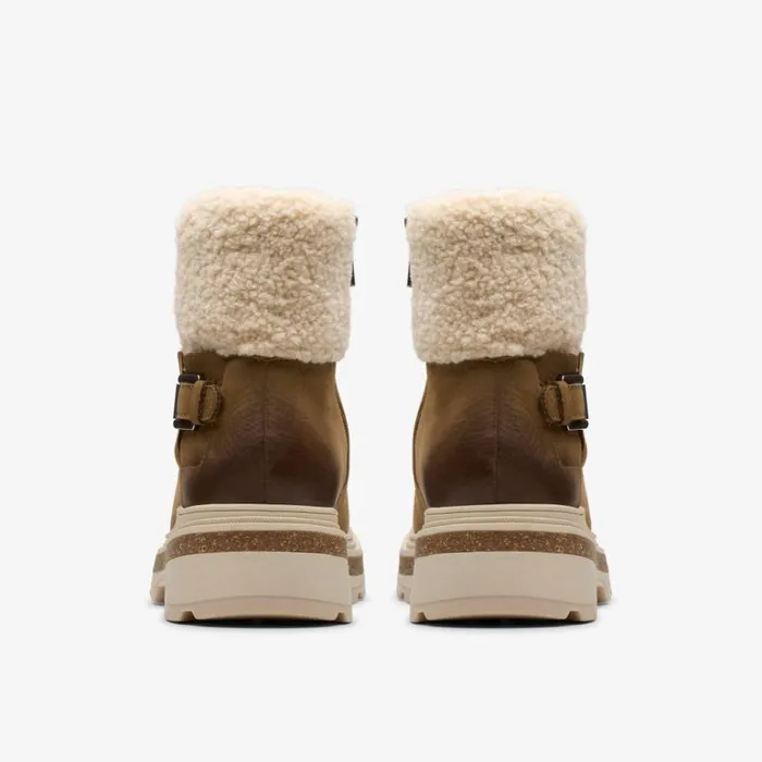 Clarks Hencroft Madi Waterproof Dark Sand Warmlined Ankle Boots Dark Sand Warmlined Women Ankle Boots
