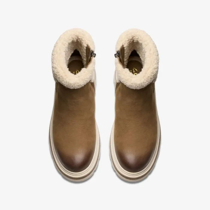Clarks Hencroft Madi Waterproof Dark Sand Warmlined Ankle Boots Dark Sand Warmlined Women Ankle Boots