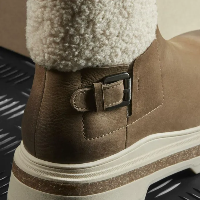 Clarks Hencroft Madi Waterproof Dark Sand Warmlined Ankle Boots Dark Sand Warmlined Women Ankle Boots