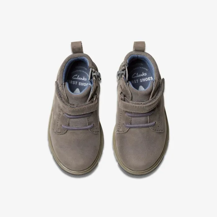 Clarks Kids Unisex Lorcam Trail Toddler Dark Grey Ankle Boots Dark Grey Kids Toddler Shoes