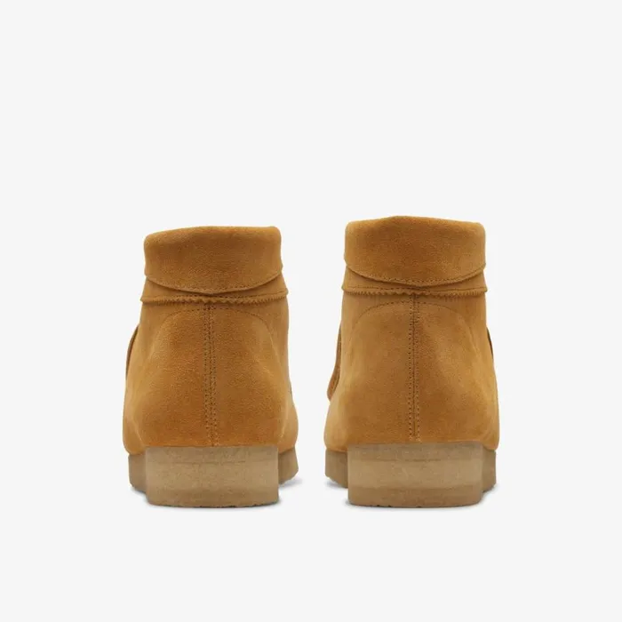 Clarks Unisex Wallabee Boot Tan Embroidery Boots Tan Embroidery MenWomen Wallabees