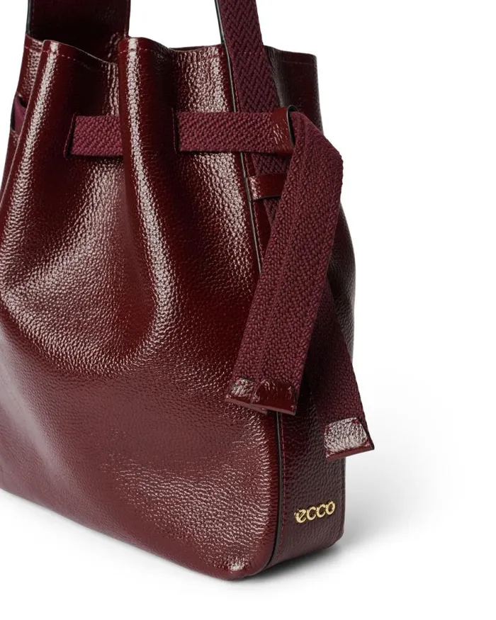 Ecco Totes and Handbags Bags and Accessories ECCO Sail Medium Shine Pebbled Red Ecco Totes and Handbags Bags and Accessories ECCO Sail Medium Shine Pebbled Red