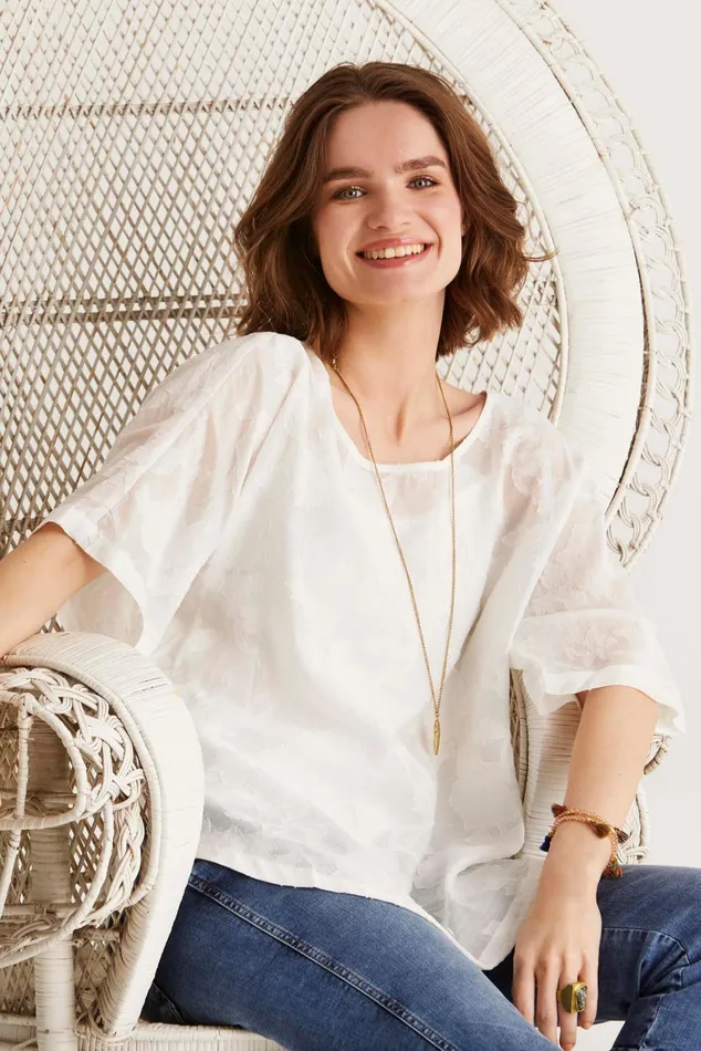 FINE BLOUSE 15086 020 Off White 020 Women IN FRONT TOPS TSHIRTS