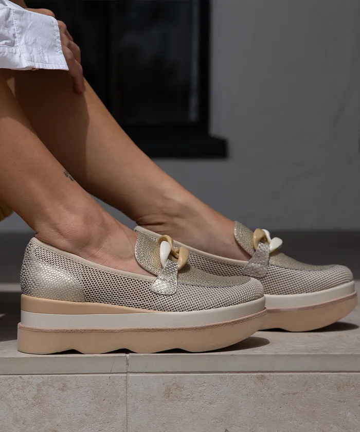 Flats and Loafers Women Dolce Vita Jaksen Sneakers Gold Mesh