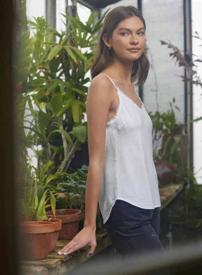 Frayed Tencel Cami 8211 White Women Bella Dahl Sleeveless Frayed Tencel Cami 8211 White Women Bella Dahl Sleeveless