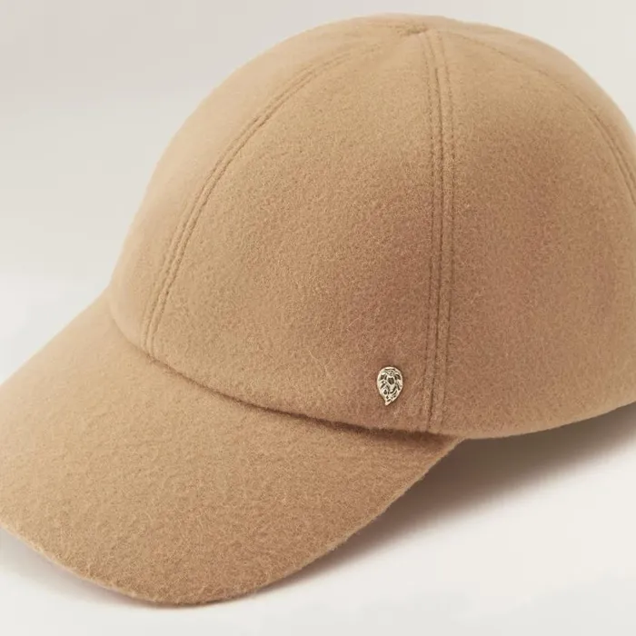 Helen Kaminski Adwa Trench Coat Hats Caps