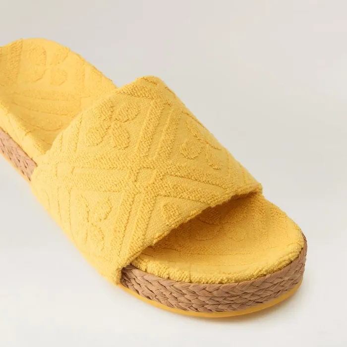 Helen Kaminski Joanna Terry Slide Nougat Medallion Footwear Footwear