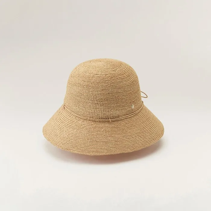 Helen Kaminski Villa 6 Natural Hats Cloche