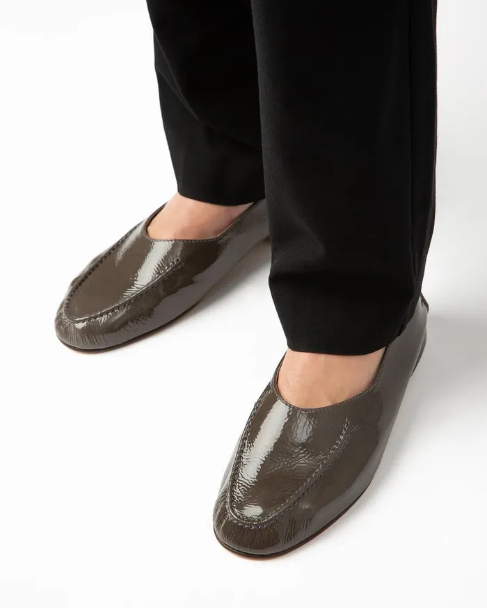 Hereu JULIOL CRINKLED GLOSSY 8211 High Cut Deconstructed Loafer Women Soft Shoes
