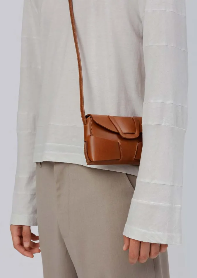 Hereu MABRA MINI 8211 Woven Detail Crossbody Bag WomenMen Crossbody Bags