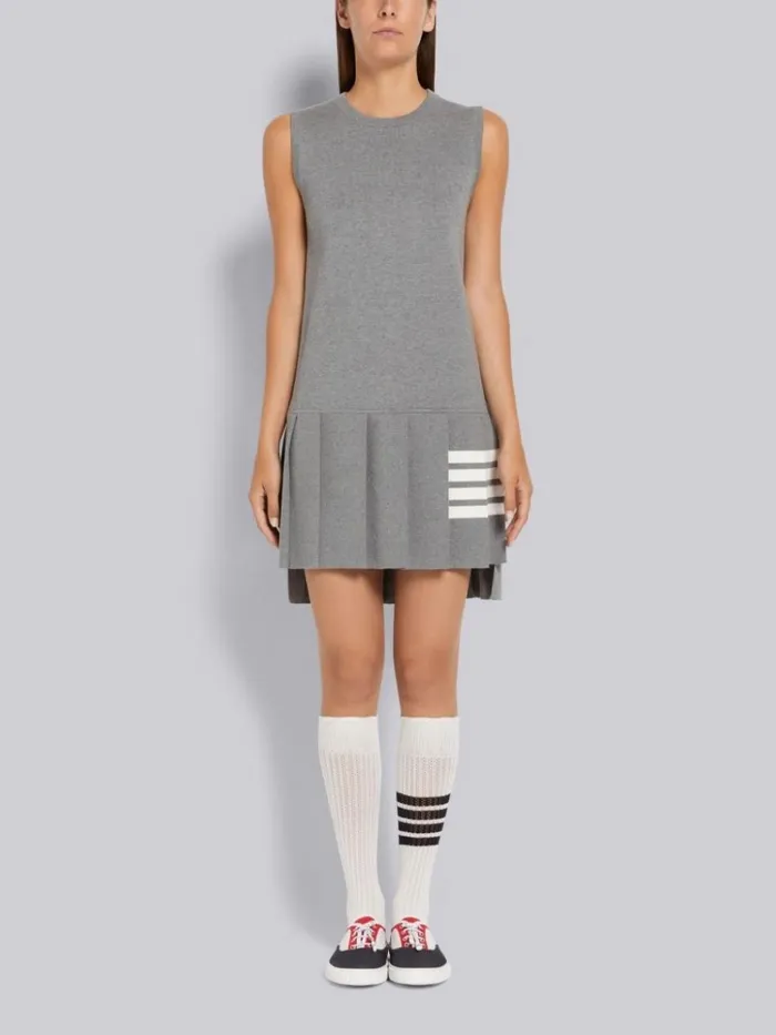 Jersey Stitch Cotton 4bar Pleated Bottom Sleeveless Mini Dress Light Grey Women Thom Browne Dresses Jersey Stitch Cotton 4bar Pleated Bottom Sleeveless Mini Dress Light Grey Women Thom Browne Dresses