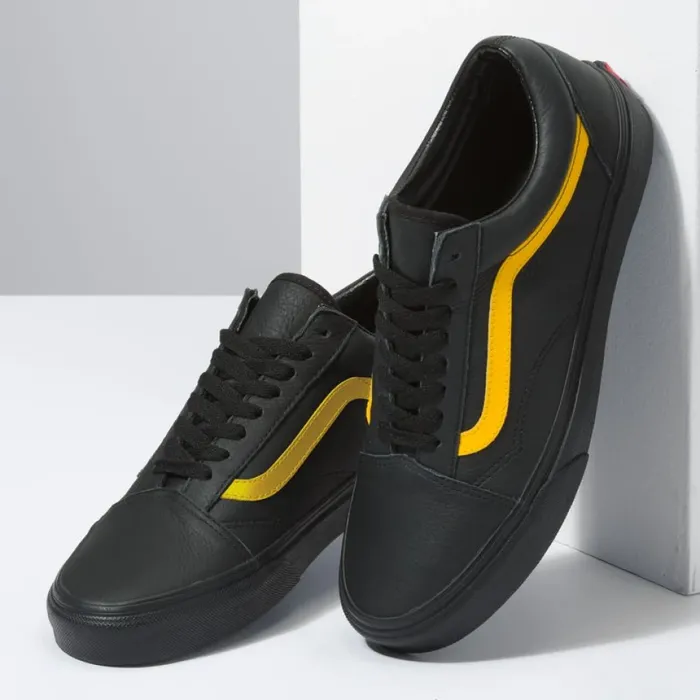 Leather Pop UA Old Skool BlackLemon Chrome MenWomen Classics Shoes Vans Leather Pop UA Old Skool BlackLemon Chrome MenWomen Classics Shoes Vans