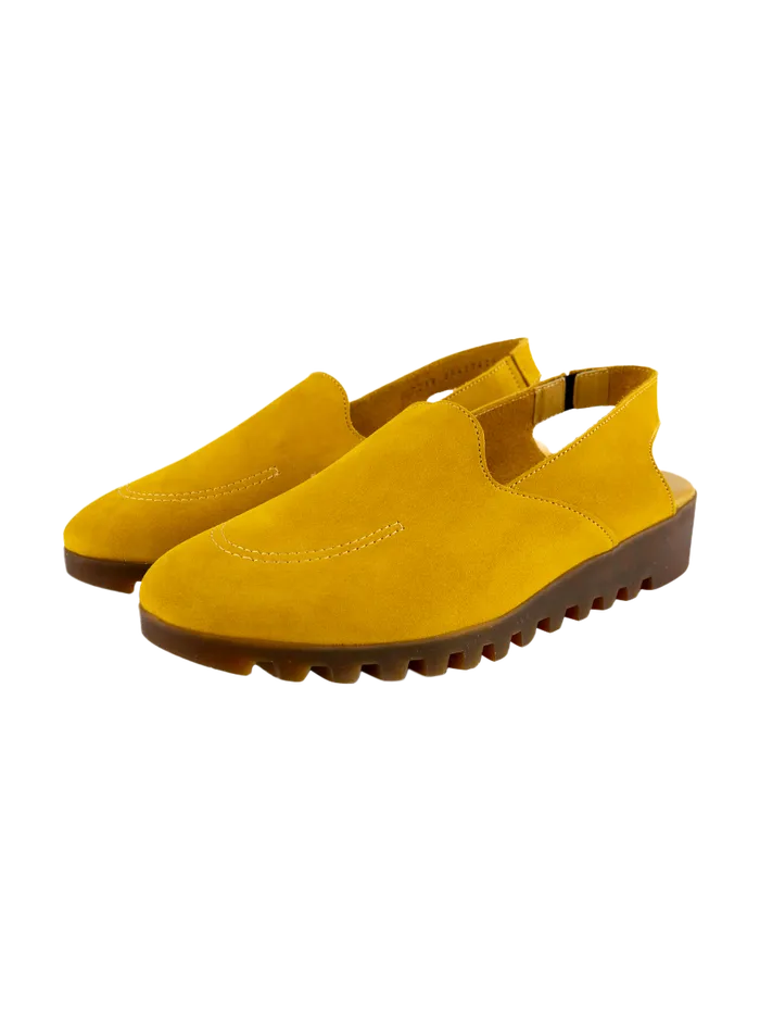 Lomoka sandals