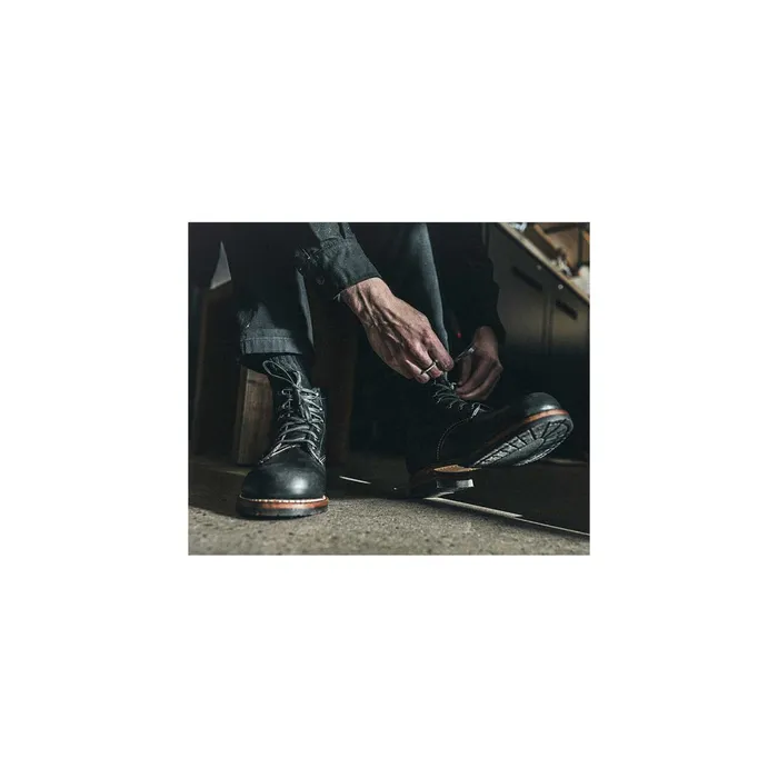 Men 1000 Mile PlainToe Classic Boot Black Leather Wolverine Boots