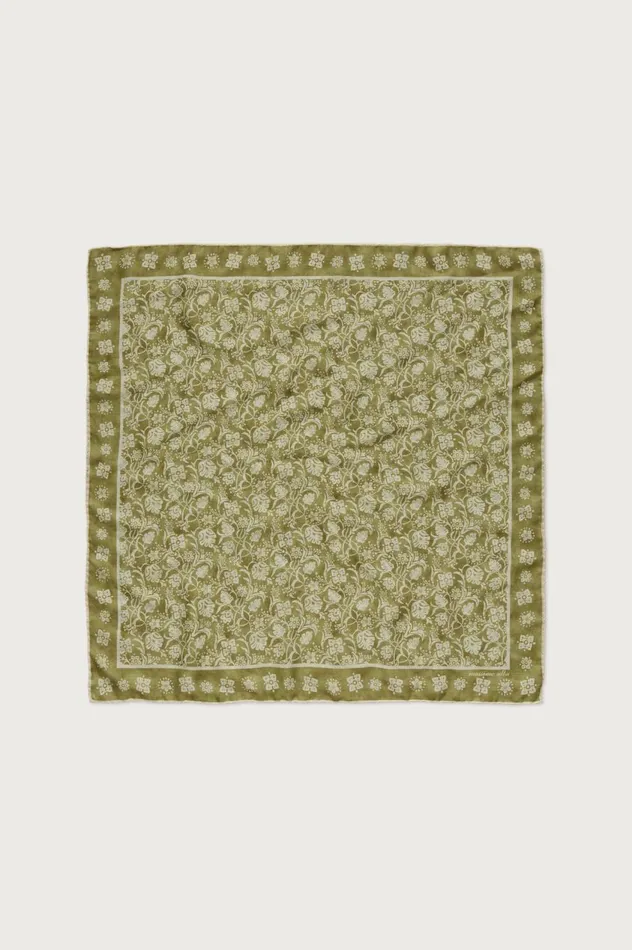 Men BANDANA 8211 Cashmere Bandana 8211 Germoglio Massimo Alba Scarves and Stoles Men BANDANA 8211 Cashmere Bandana 8211 Germoglio Massimo Alba Scarves and Stoles