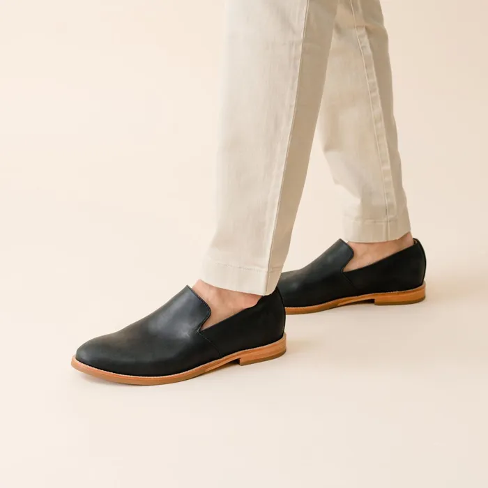 Men Rio SlipOn Loafer Black Nisolo Sandals and Slip Ons