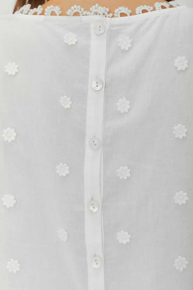 OffWhite 3D Flowers Blouse Women FARM Rio Blouses OffWhite 3D Flowers Blouse Women FARM Rio Blouses