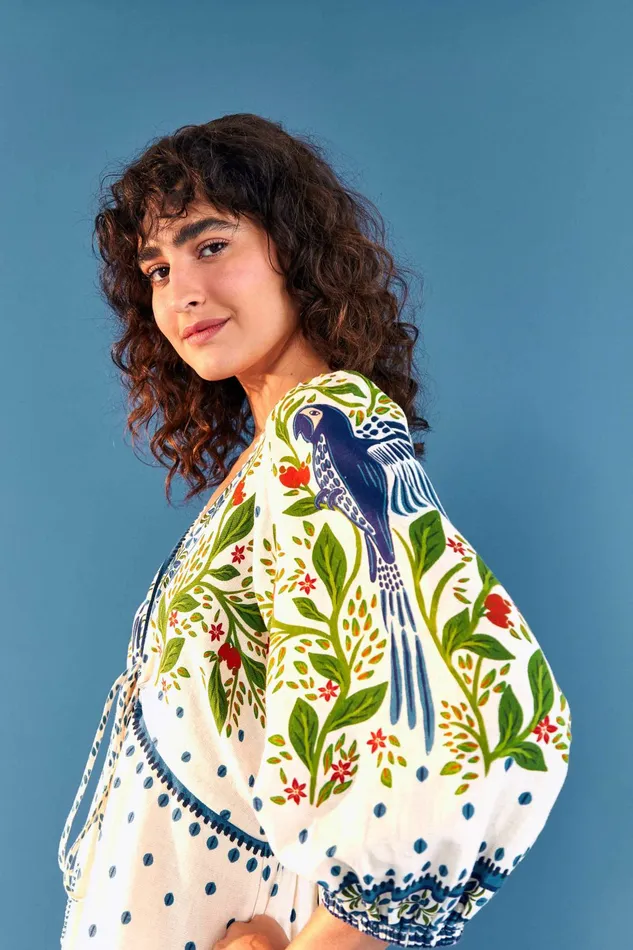 Off White Macaw Flight Maxi Dress Women FARM Rio Maxi Dresses Off White Macaw Flight Maxi Dress Women FARM Rio Maxi Dresses