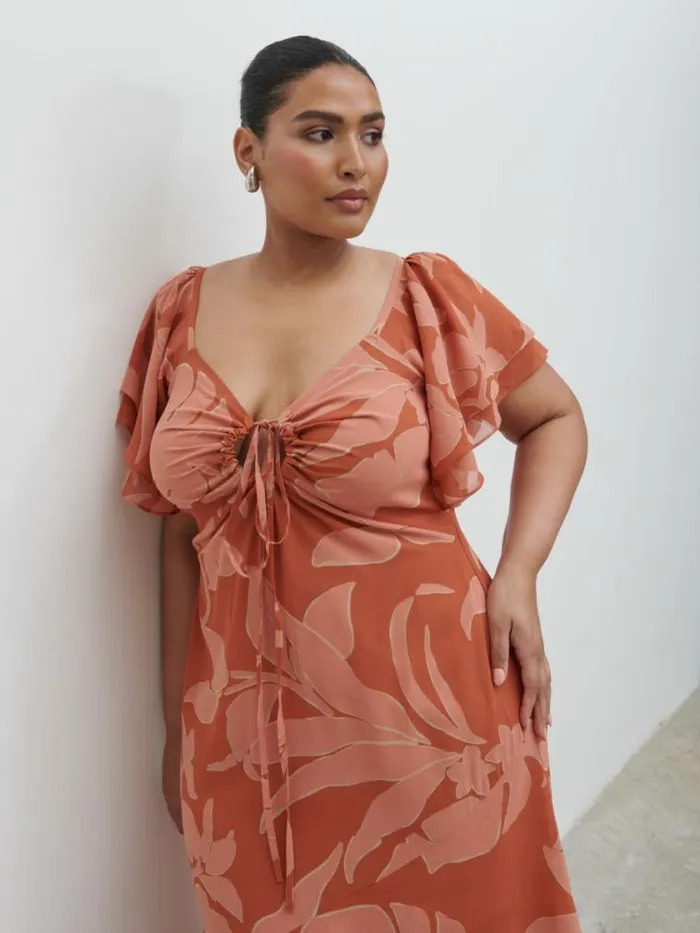 Pretty Lavish Curve Florence Cut Out Maxi Dress Curve Dusky Rose Abstract Palm 8211 Women