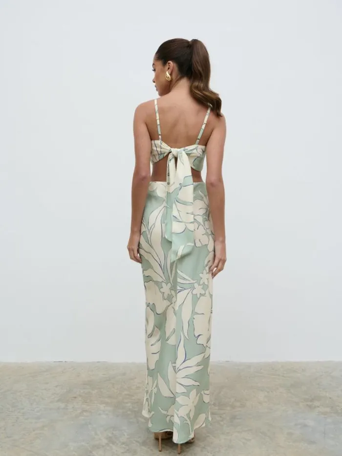 Pretty Lavish Dresses Nellie Cut Out Maxi Dress Seaspray Floral 8211 Women