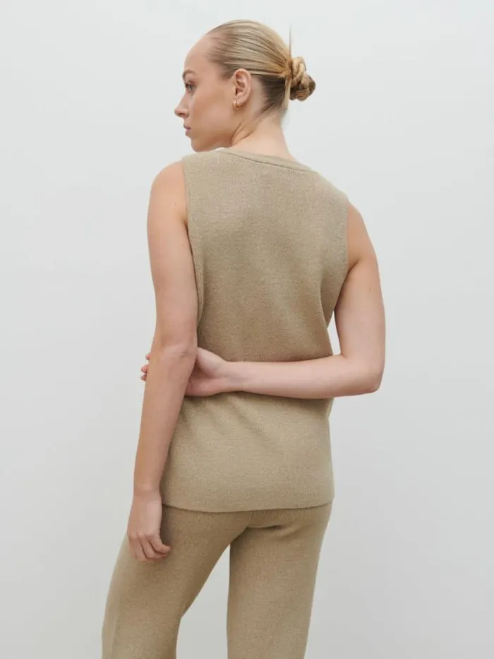 Pretty Lavish Knitwear Kourtney Knit Waistcoat Beige 8211 Women