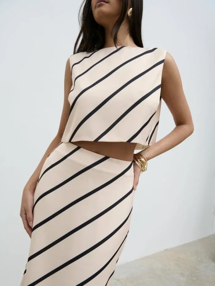 Pretty Lavish Tops Zuri Tied Striped Top Asymmetric Stripe 8211 Women