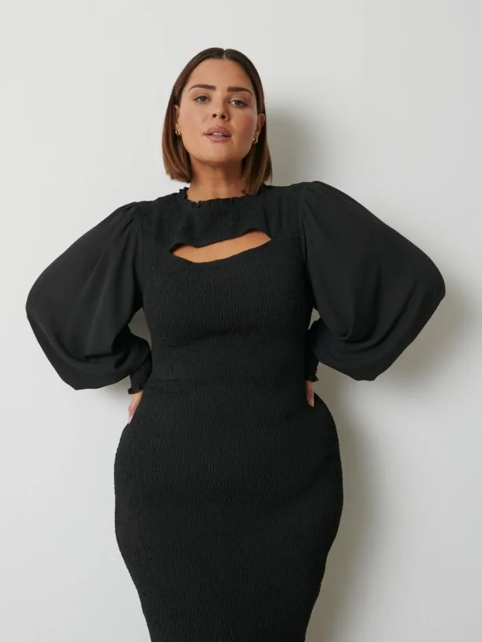Pretty Lavish Wedding Guest Elise Cut Out Shirred Midaxi Dress Curve Black 8211 Women