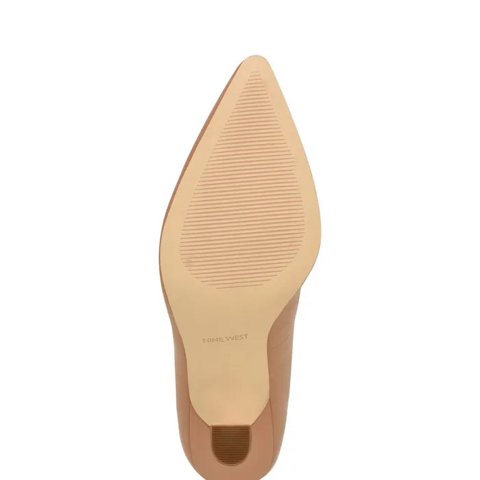 Vylot Pointy Toe Pumps Vylot Pointy Toe Pumps