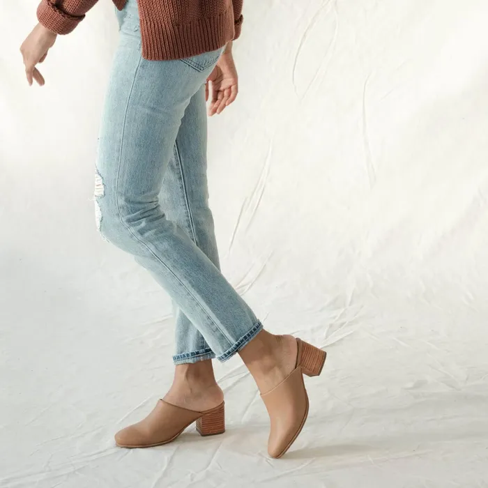 Women AllDay Heeled Mule Almond Nisolo Loafers and Mules