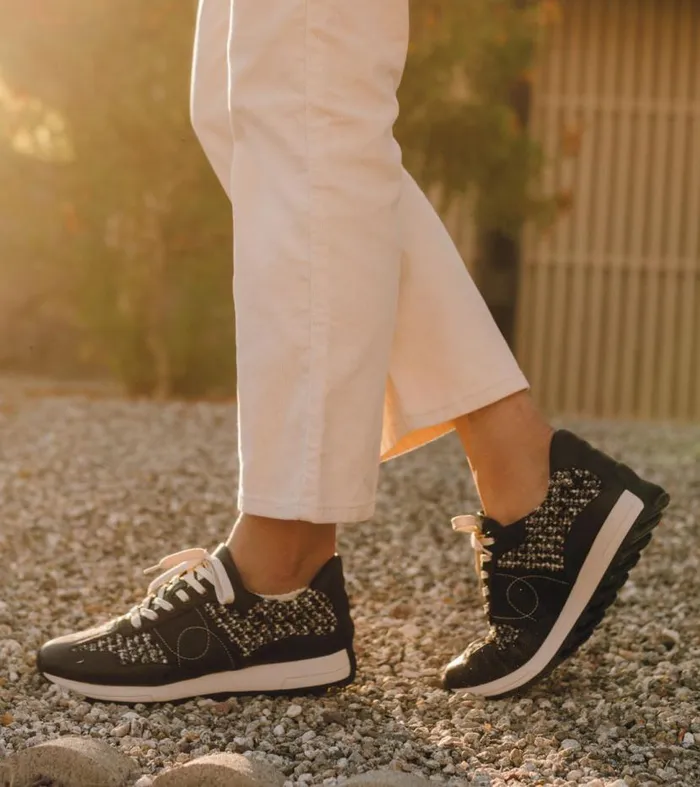 Women Baretraps Flats and Loafers Gwenda Lace Up Sneaker Black Multi Women Baretraps Flats and Loafers Gwenda Lace Up Sneaker Black Multi
