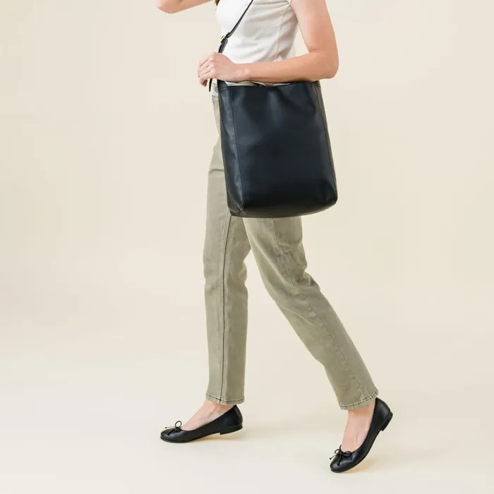 Women Bea GoTo Ballet Black Nisolo Flats and Slip Ons