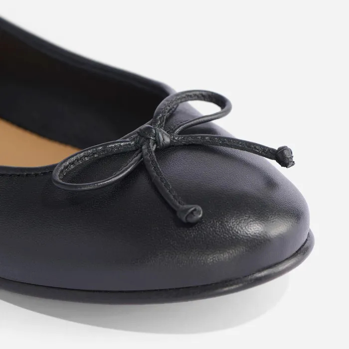 Women Bea GoTo Ballet Black Nisolo Flats and Slip Ons