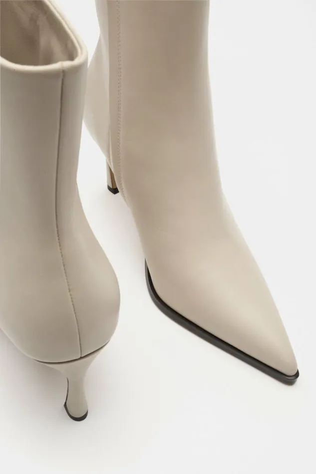 Women Boots Seed Heritage Zia Ankle Boot Oat