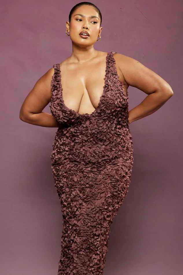 Women Carena Merlot Plunge Floral Appliqu Maxi Dress House Of CB Dresses Women Carena Merlot Plunge Floral Appliqu Maxi Dress House Of CB Dresses