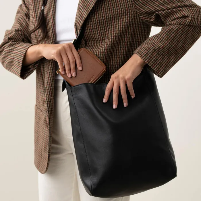 Women Cecilia GoTo Shoulder Bag Black Nisolo Bags and Wallets