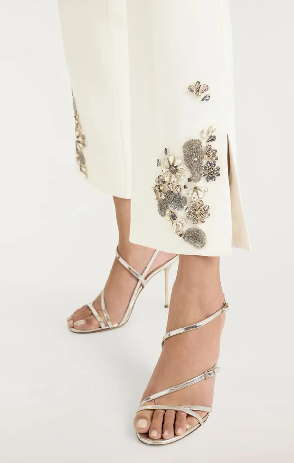 Women Cinq Sept Bottoms Diamond Daisies Cropped Kerry Pant Ivorysmoke