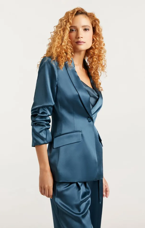 Women Cinq Sept Jackets and Blazers Scrunched Cheyenne Blazer Smooth Satin Onyx