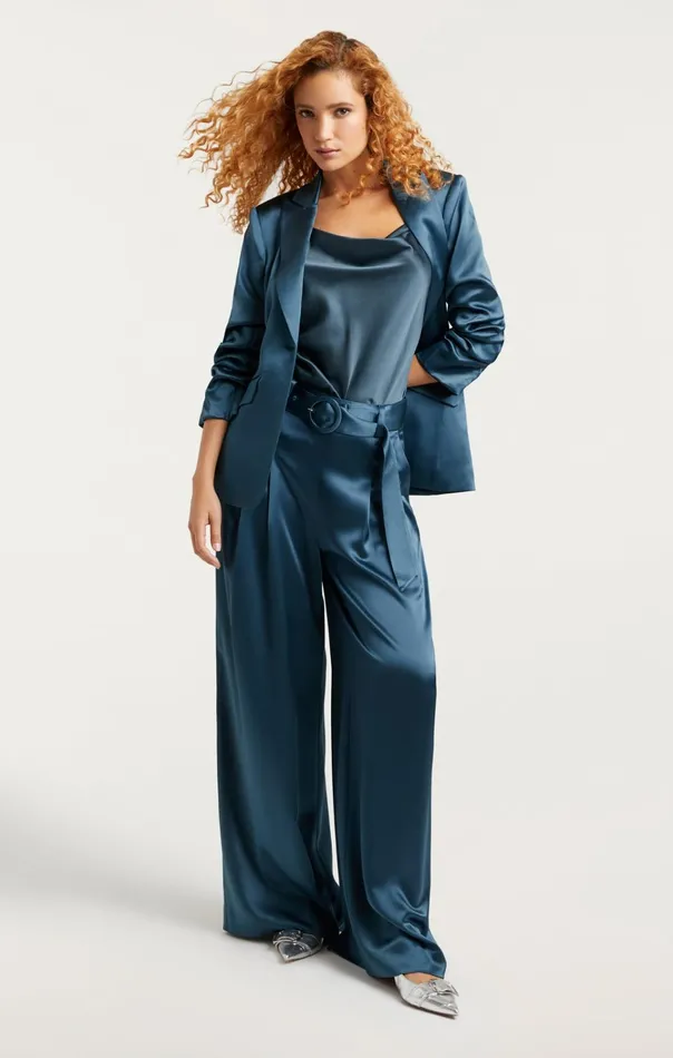 Women Cinq Sept Jackets and Blazers Scrunched Cheyenne Blazer Smooth Satin Onyx