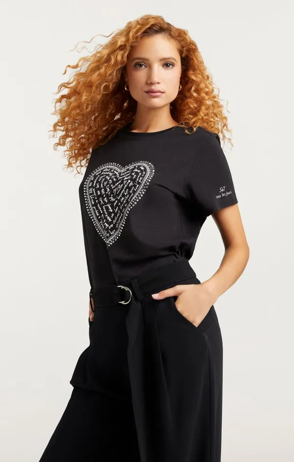Women Cinq Sept Tops Rhinestone Love Letter Heart Tee Blackwhite