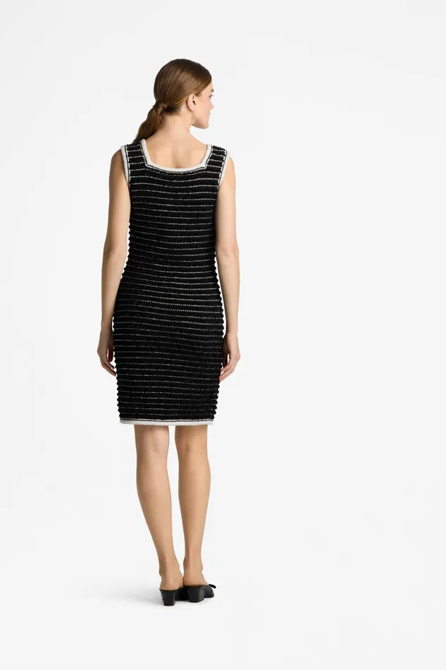 Women Dresses St John Sleeveless Eyelash Tweed Dress Blackecru Women Dresses St John Sleeveless Eyelash Tweed Dress Blackecru