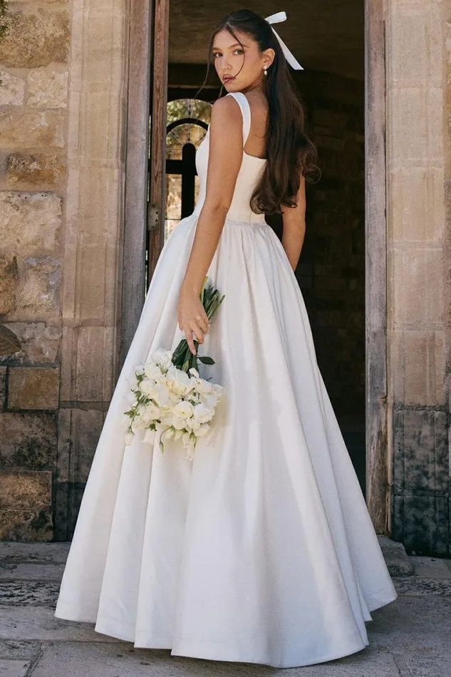 Women Lillianna Ivory Italian Satin Corset Bridal Gown House Of CB Dresses
