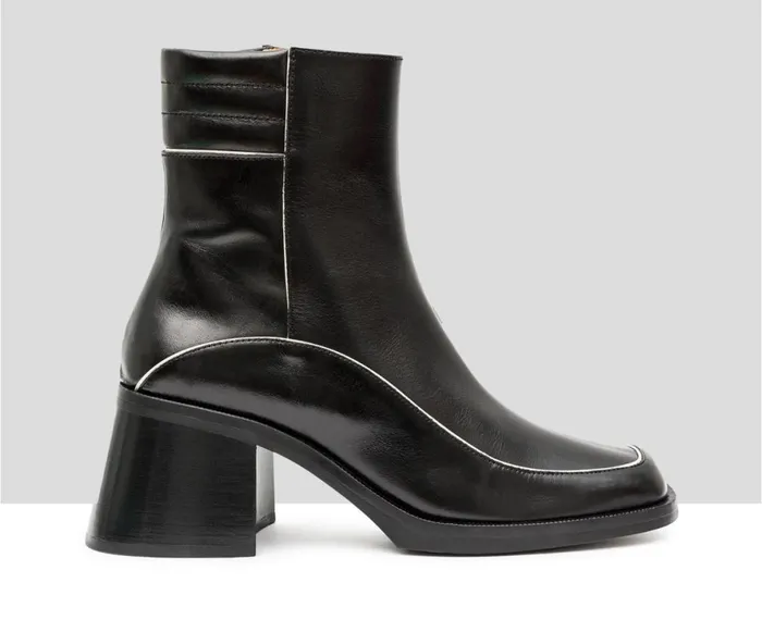 Women Medium Heel Audley Shoes Mid Heel Leather Booties India Black